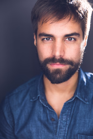 Cesar Cova - Project Casting Gallery Image 2 Cesar Cova - Gallery Image 2