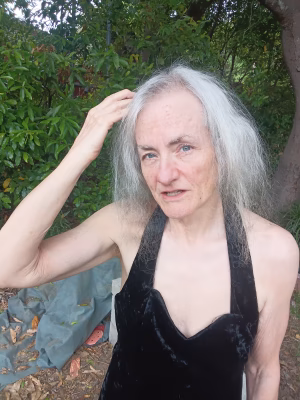 Julie Jones - Project Casting Gallery Image 5 Julie Jones - Gallery Image 5