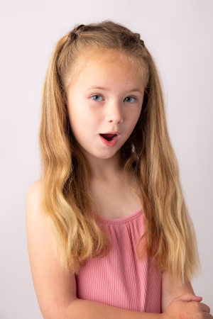 Callie Bowen - Project Casting Gallery Image 5 Callie Bowen - Gallery Image 5