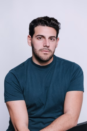 Aron Tucker - Project Casting Gallery Image 3 Aron Tucker - Gallery Image 3