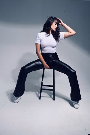 Simone Vasconcellos - Project Casting Gallery Image 4 Simone Vasconcellos - Gallery Image 4