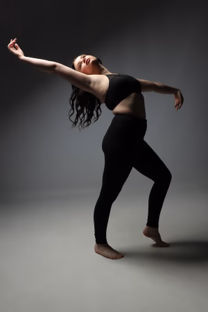 Hermione Swann - Project Casting Gallery Image 4 Hermione Swann - Gallery Image 4