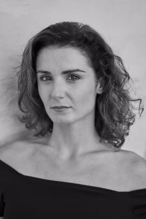 Emmeline GOHE - Project Casting Gallery Image 14 Emmeline GOHE - Gallery Image 14