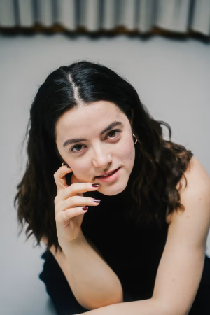 Sara Olivieri - Project Casting Gallery Image 5 Sara Olivieri - Gallery Image 5