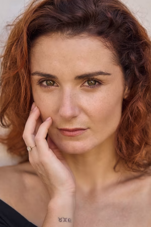 Emmeline GOHE - Project Casting Gallery Image 9 Emmeline GOHE - Gallery Image 9