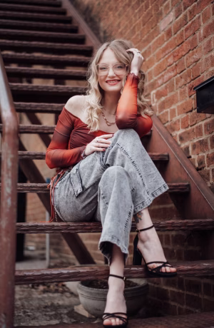 Britney Estep - Project Casting Gallery Image 5 Britney Estep - Gallery Image 5