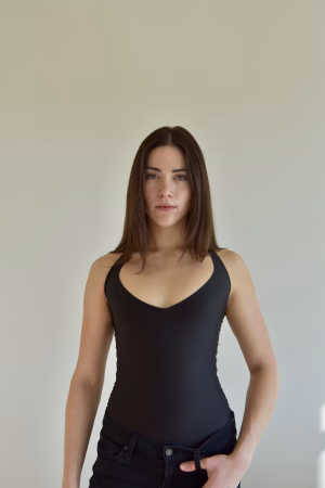 Autumn Henriksen - Project Casting Gallery Image 3 Autumn Henriksen - Gallery Image 3