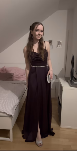 Stefanie Wunsch - Project Casting Gallery Image 4 Stefanie Wunsch - Gallery Image 4