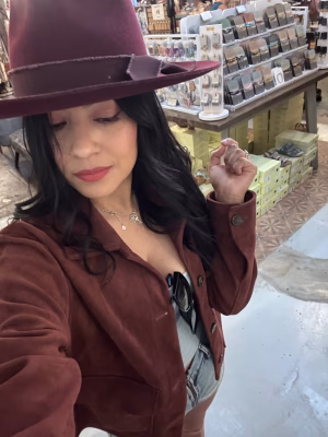 CARLA LAUBER - Project Casting Gallery Image 1 CARLA LAUBER - Gallery Image 1