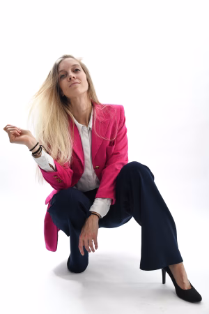 Cindy Heloir - Project Casting Gallery Image 1 Cindy Heloir - Gallery Image 1