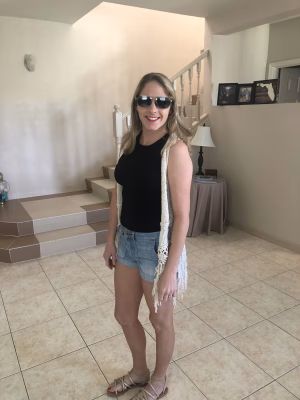 Sabrina Fletcher - Project Casting Gallery Image 8 Sabrina Fletcher - Gallery Image 8