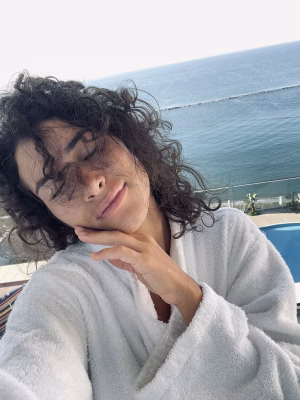 Santa Grike - Project Casting Gallery Image 13 Santa Grike - Gallery Image 13