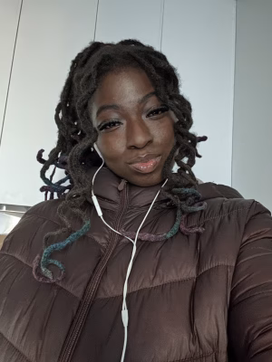 AriLyn McKelvey - Project Casting Gallery Image 3 AriLyn McKelvey - Gallery Image 3