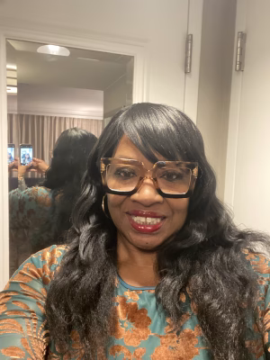 Sabrina Zinamon - Project Casting Gallery Image 4 Sabrina Zinamon - Gallery Image 4