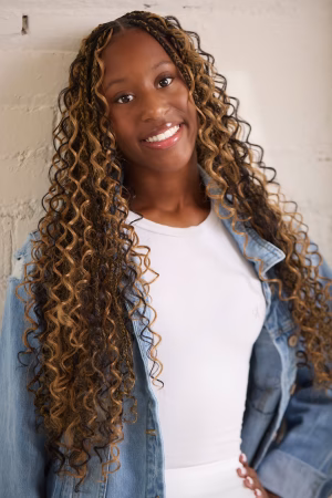 Cydney Riser - Project Casting Gallery Image 3 Cydney Riser - Gallery Image 3