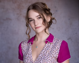 Elli Mia Toland - Project Casting Gallery Image 2 Elli Mia Toland - Gallery Image 2