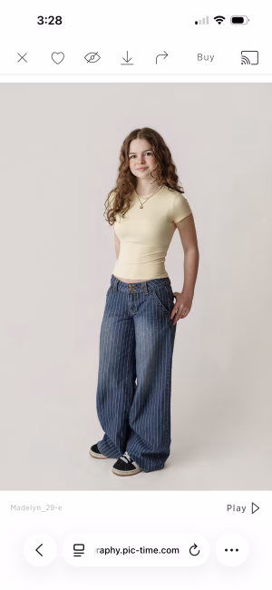 Madelyn Butwin - Project Casting Gallery Image 3 Madelyn Butwin - Gallery Image 3
