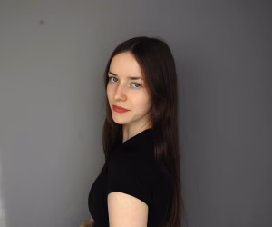 Emily Briggs - Project Casting Gallery Image 17 Emily Briggs - Gallery Image 17