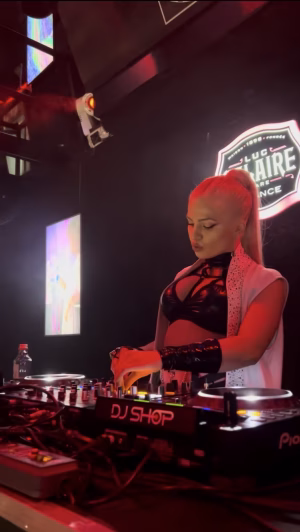 Thea De’Angelis - Project Casting Gallery Image 17 Thea De’Angelis - Gallery Image 17