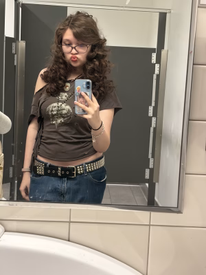 Malia Liner - Project Casting Gallery Image 3 Malia Liner - Gallery Image 3