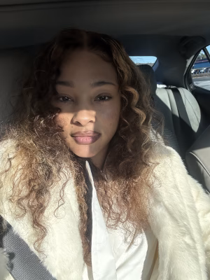 China Stinson - Gallery Image 2