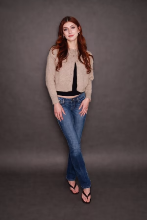 Alyssa Linnemann - Project Casting Gallery Image 2 Alyssa Linnemann - Gallery Image 2