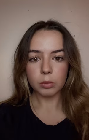 Lara Gosling - Project Casting Gallery Image 3 Lara Gosling - Gallery Image 3