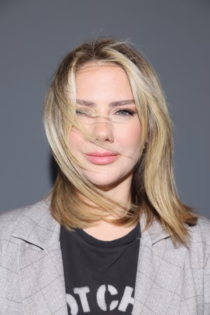 derya tasbasi - Project Casting Gallery Image 15 derya tasbasi - Gallery Image 15