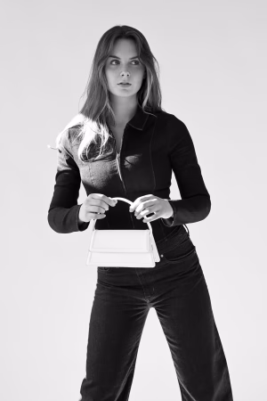 Kelli Raines - Project Casting Gallery Image 6 Kelli Raines - Gallery Image 6