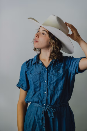 Daisy Pieropan - Project Casting Gallery Image 11 Daisy Pieropan - Gallery Image 11