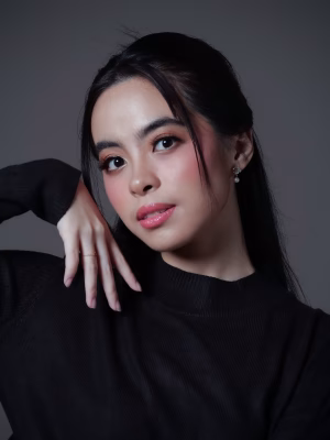 Reva Lia - Project Casting Gallery Image 9 Reva Lia - Gallery Image 9