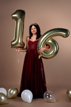 Chloe Minnifield - Project Casting Gallery Image 1 Chloe Minnifield - Gallery Image 1