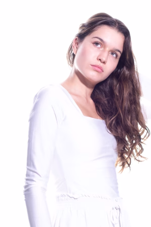 Luciana Vallejo - Project Casting Gallery Image 4 Luciana Vallejo - Gallery Image 4