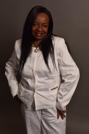 Lorie Cotton - Project Casting Gallery Image 4 Lorie Cotton - Gallery Image 4