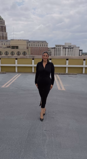 Denisse Gomez - Project Casting Gallery Image 4 Denisse Gomez - Gallery Image 4
