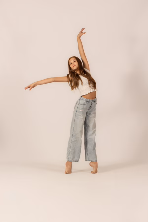 Addison Collins - Project Casting Gallery Image 6 Addison Collins - Gallery Image 6