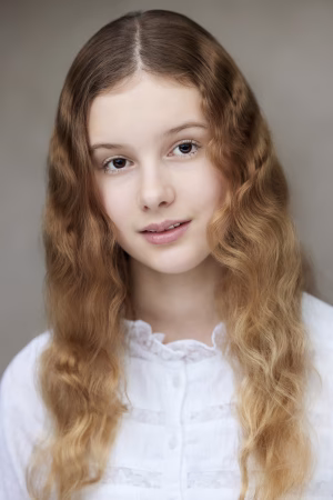 Emilia Lawrence - Project Casting Gallery Image 1 Emilia Lawrence - Gallery Image 1