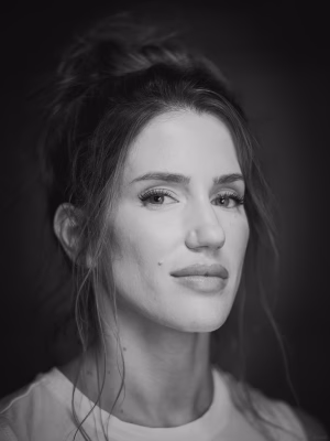 Emily Sisto - Project Casting Gallery Image 9 Emily Sisto - Gallery Image 9