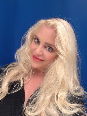 Carolyn Grey - Project Casting Gallery Image 19 Carolyn Grey - Gallery Image 19