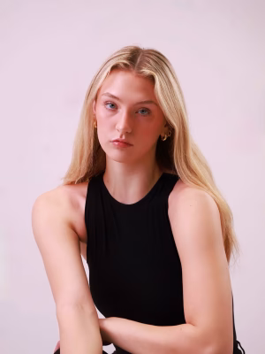 Mackenzie Crawford - Project Casting Gallery Image 1 Mackenzie Crawford - Gallery Image 1