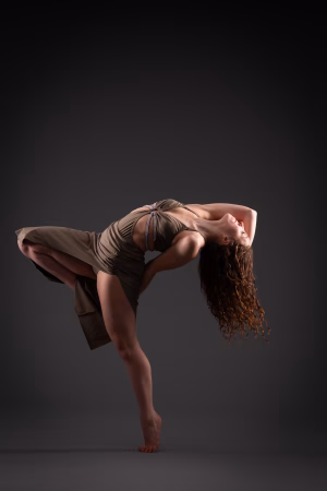 Melanie Grosso - Project Casting Gallery Image 12 Melanie Grosso - Gallery Image 12