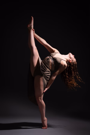 Melanie Grosso - Project Casting Gallery Image 10 Melanie Grosso - Gallery Image 10
