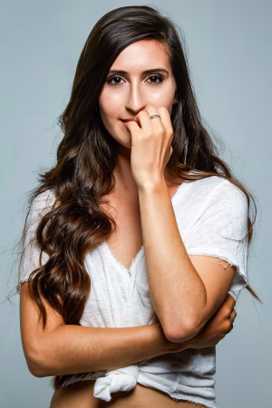Alexssa Gonzalez-Williams - Project Casting Gallery Image 6 Alexssa Gonzalez-Williams - Gallery Image 6
