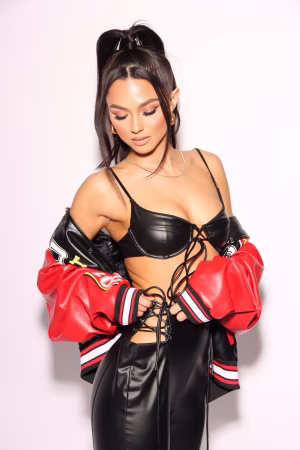 Lauren Fontan - Project Casting Gallery Image 9 Lauren Fontan - Gallery Image 9