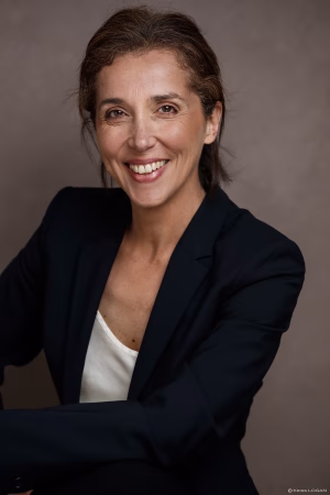 Sarah LEGATO - Project Casting Gallery Image 10 Sarah LEGATO - Gallery Image 10