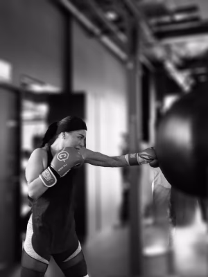 Bella Bakhar - Project Casting Gallery Image 4 Bella Bakhar - Gallery Image 4