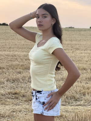 Violeta De Mora - Project Casting Gallery Image 2 Violeta De Mora - Gallery Image 2