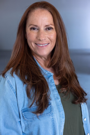Robyn Kennedy - Project Casting Gallery Image 1 Robyn Kennedy - Gallery Image 1