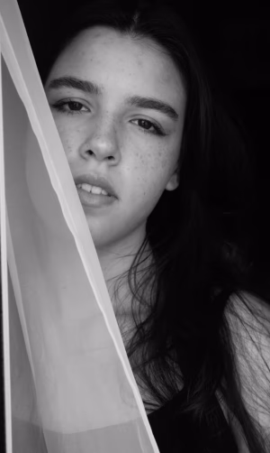 Yve Beatriz Soares Lima - Project Casting Gallery Image 2 Yve Beatriz Soares Lima - Gallery Image 2