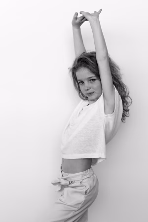 Ellie Deroy - Project Casting Gallery Image 1 Ellie Deroy - Gallery Image 1